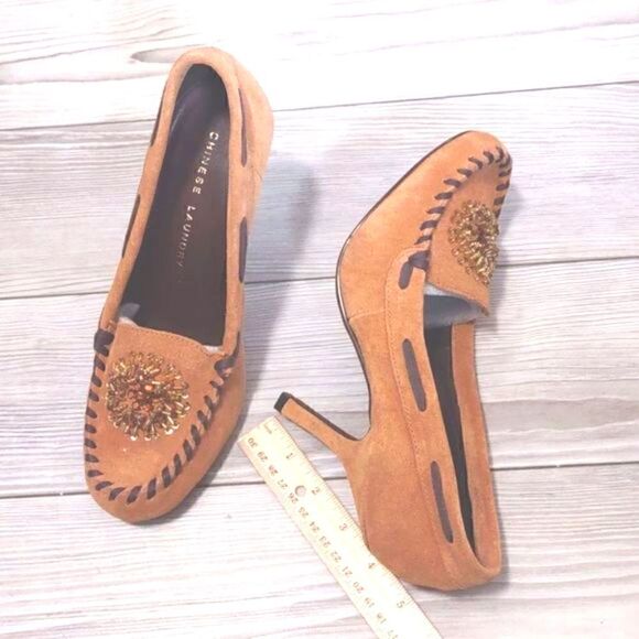 (66-1986)โ ๐ฅ3/$20๐ฅ Chinese Laundry Stone Suede Cammie Pump Sz 10 - Picture 4 of 10
